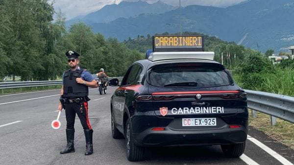 Furto da 250 mila euro in Valtellina, ladri bloccati nella notte mentre caricano la refurtiva