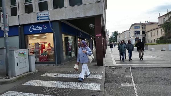 Immagine per italpress-VVxB