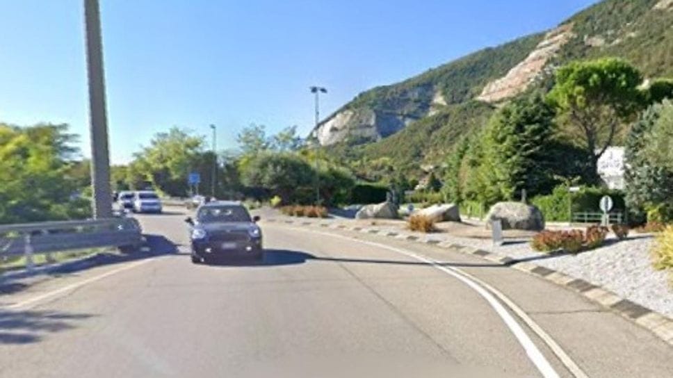 Suello, chiude la provinciale: traffico deviato per un mese, rischio caos