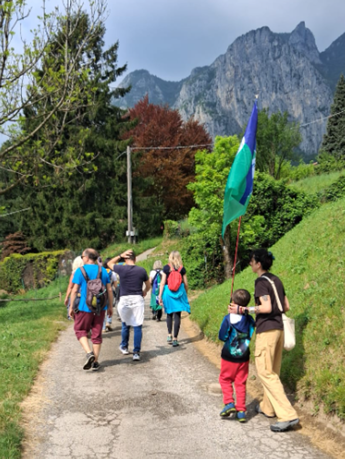 Lecco a piedi per 24 ore: AmbientalMente in cammino per una città sostenibile