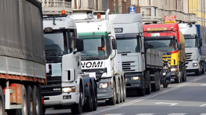 Autotrasporto in crisi, anche la Valtellina si ferma