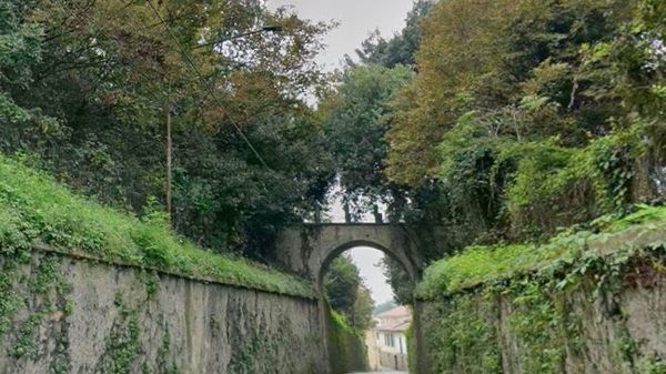 Muri di Villa Greppi, slittano i lavori Via dei Mille chiusa fino a inizio maggio