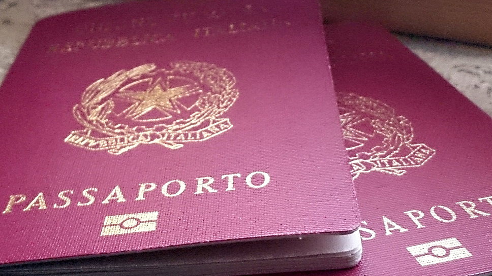 Passaporti alle Poste: il servizio arriva in provincia di Sondrio