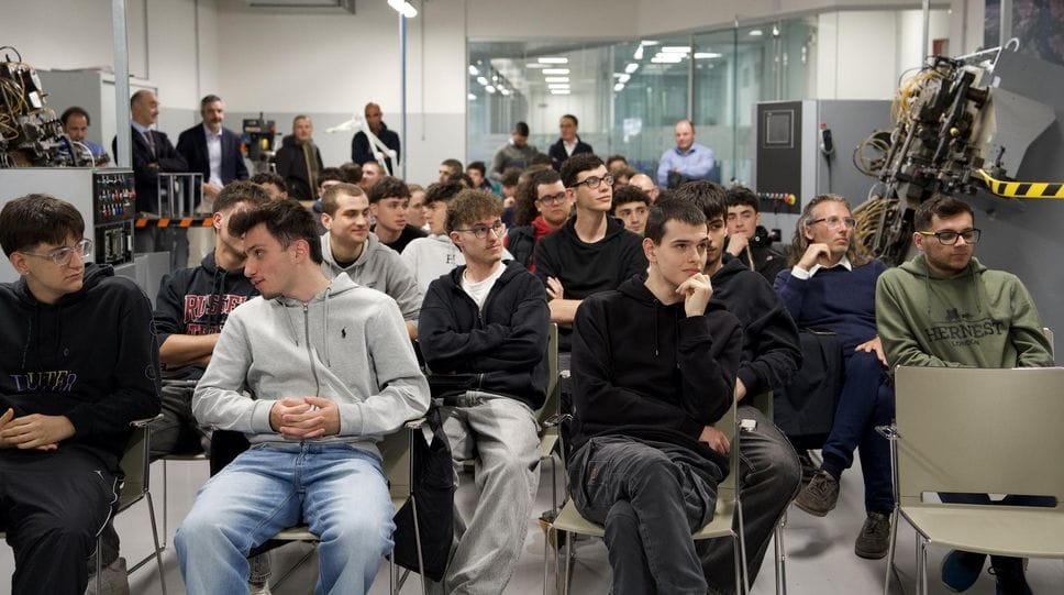 Gara di meccatronica per gli studenti