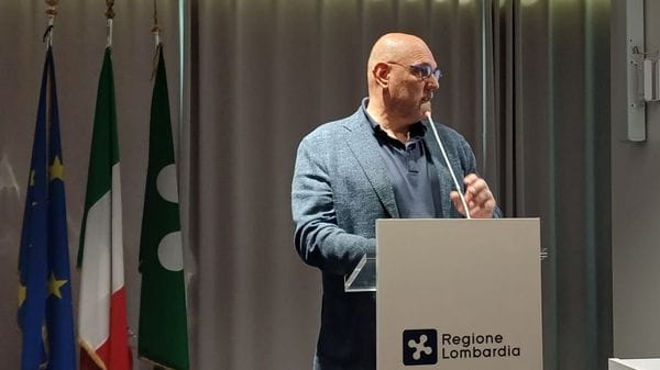 Sertori: «Aumento dello stipendio a medici e infermieri che operano nelle zone di confine con la Svizzera»