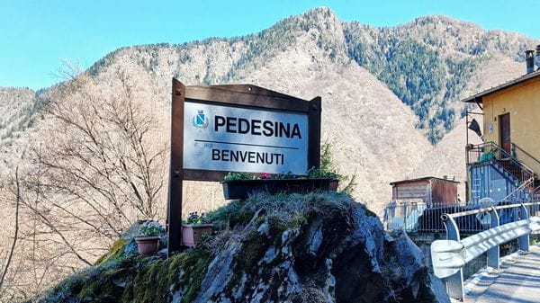 Elezioni a Pedesina: tre liste per 44 abitanti