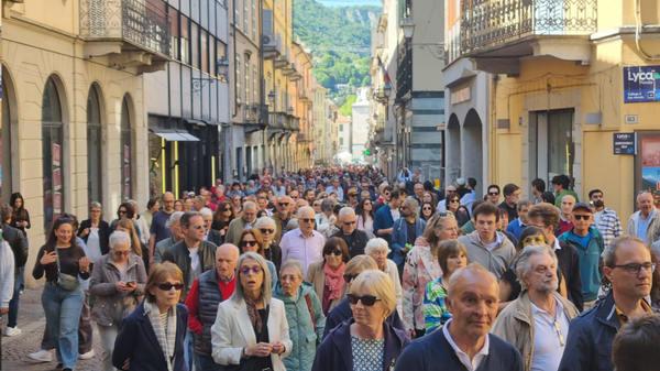 Lecco festeggia il 25 Aprile. Mattinata di celebrazioni in città