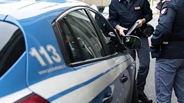 Furti di automobili e negli hotel di lusso, due fogli di via in Valtellina