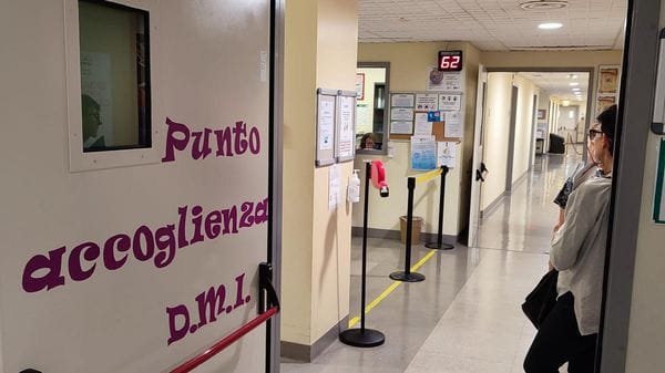 Giornata Ostetrica a Lecco: mostra e corsi gratuiti per la salute