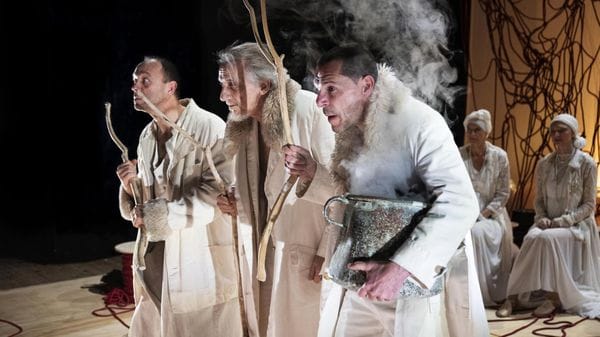 La Lisistrata di Lella Costa al Teatro della Società di Lecco