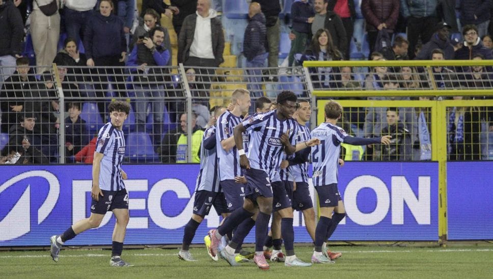 Il Lecco si regala una notte magica: Vicenza piegato 2-0