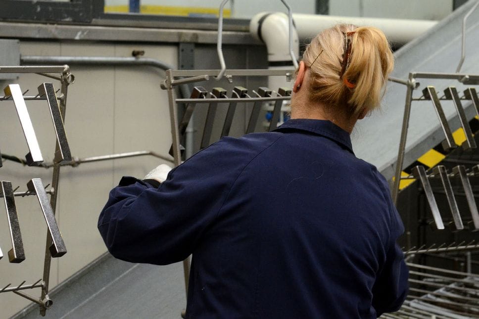 Mercato del lavoro a Sondrio: cresce l’occupazione femminile