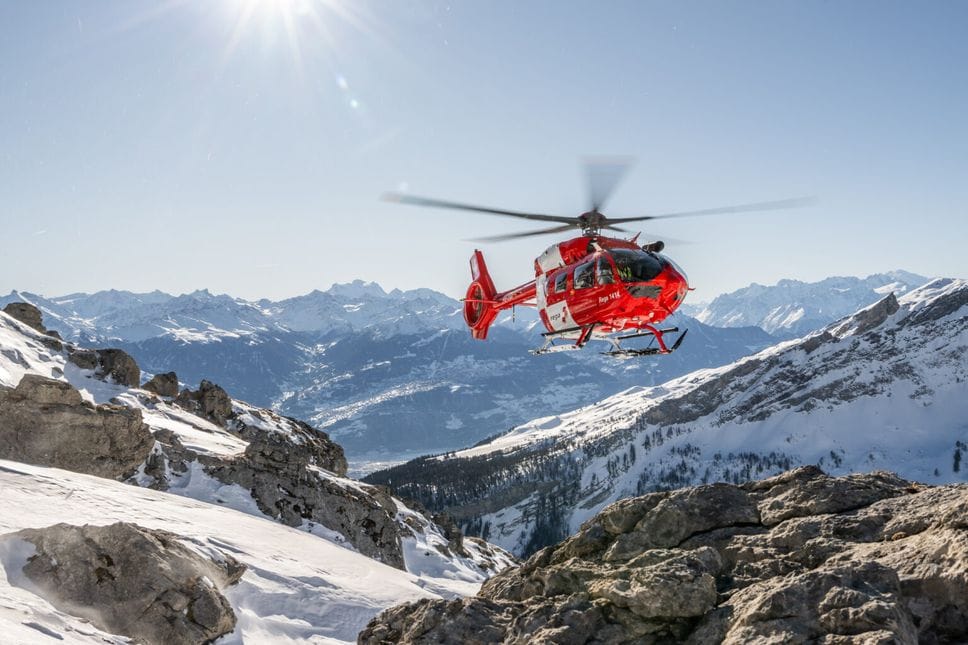 Lecchesi travolti da valanga in Svizzera: Giorgio De Capitani in coma