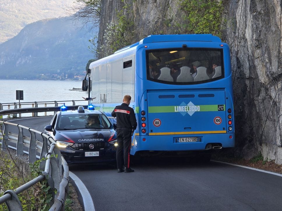 Traffico in tilt sulla Lariana: Oliveto paralizzata nel ponte di Pasqua