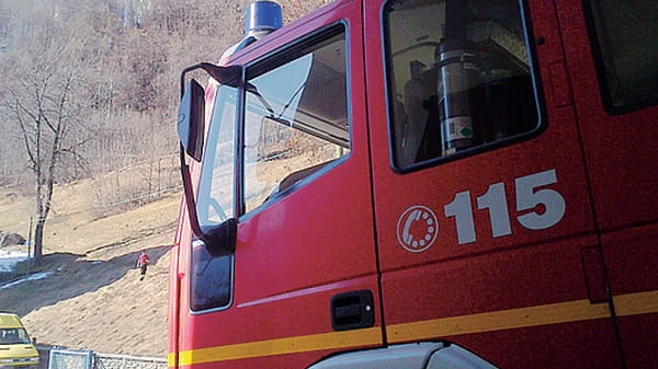Valtellina e Valchiavenna: siccità alimenta roghi, pompieri in azione