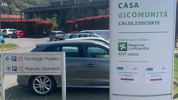 61enne trovato morto in auto, ipotesi malore improvviso 