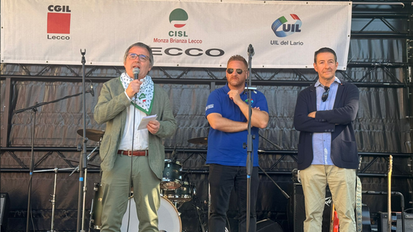 Lecco, Primo Maggio: piazza piena per il lavoro «dignitoso»