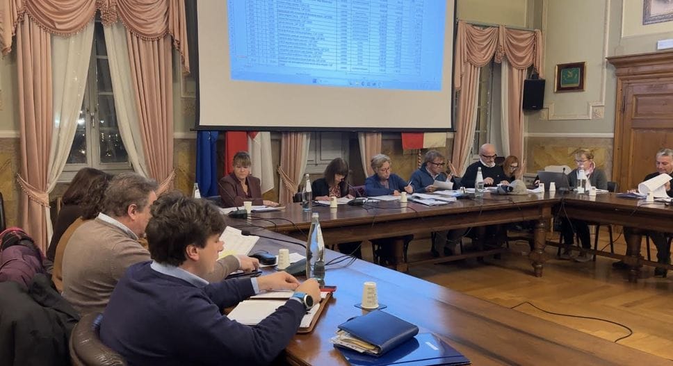 Tirano: minoranza attacca la maggioranza per mancanza di trasparenza su cultura e viabilità