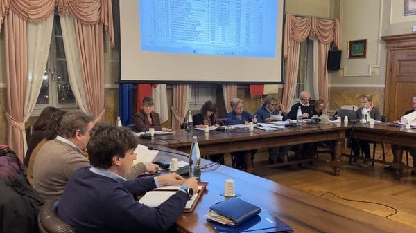 Tirano: minoranza attacca la maggioranza per mancanza di trasparenza su cultura e viabilità