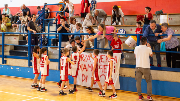 Basket a Lierna, un quadrangolare giovanile per far crescere il movimento