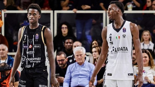 Basket, derby dei fratelli Niang ai playoff