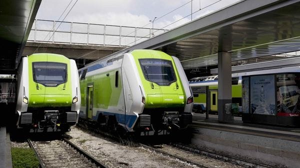 Capotreno calolziese minacciato: «Se scoppia la guerra ti sparo con un kalashnikov»