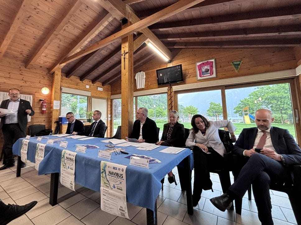 Autobus e navigazione, nasce il biglietto integrato