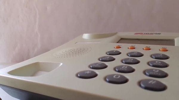 «Deve raggiungerci in caserma», ennesimo tentativo di truffa  a Grosio