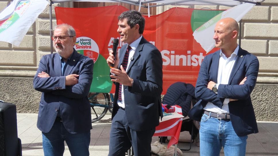 Fratoianni a Lecco: «Il campo largo c’è già, sarà una tempesta positiva»