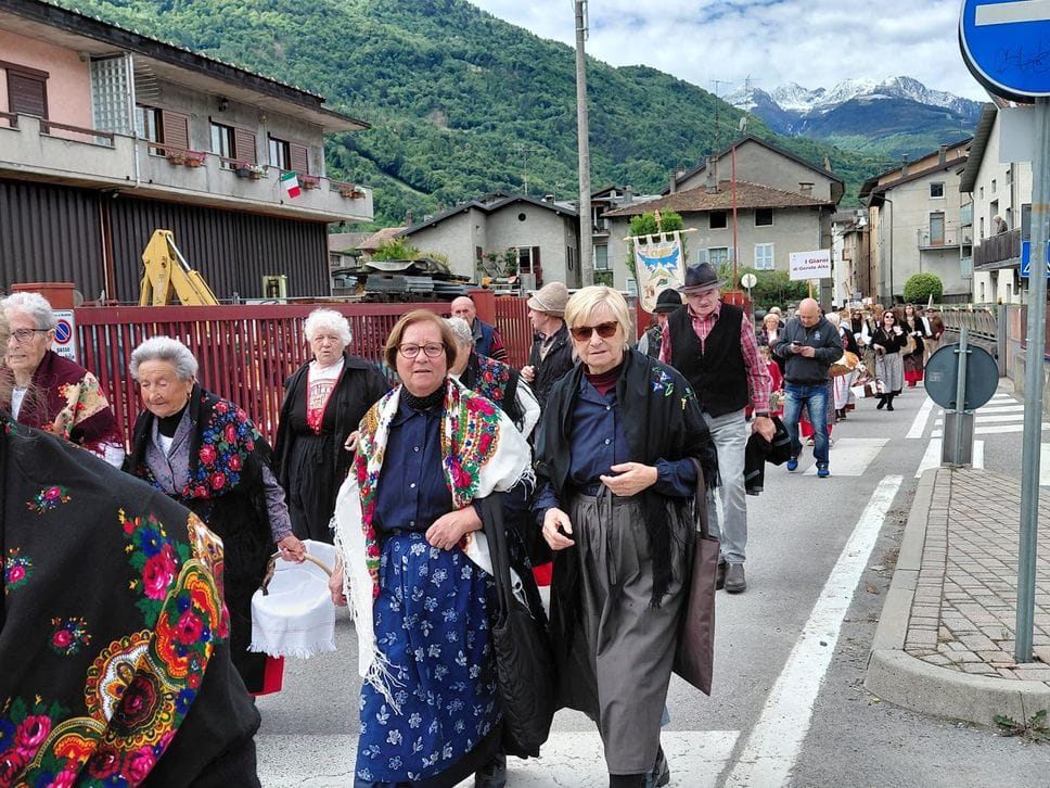 Talamona si riveste d’antico