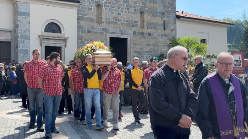A Barzanò l’ultimo saluto a Sergio Longoni, «Un grand’uomo appassionato del suo lavoro»