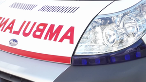 Sondalo, si infortuna con la motosega mentre taglia la legna