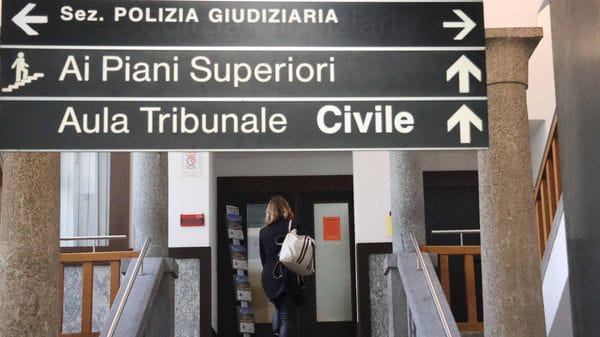 Maltrattamenti in famiglia, 55enne tiranese condannato a tre anni
