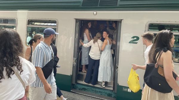 Turismo in treno, boom di viaggiatori verso il Lario e la Valtellina