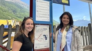 Alle fermate del bus messaggi contro la violenza di genere