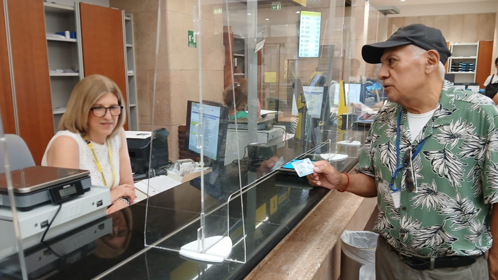 Poste: pensioni in pagamento dal primo giugno. Da agosto la carta d’identità cartacea non sarà più valida