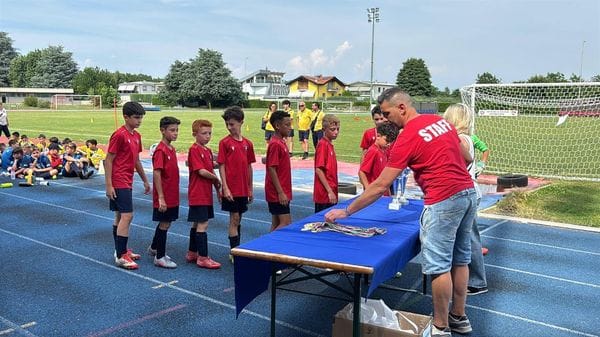 Torneo Tricolore: Piccoli calciatori crescono 