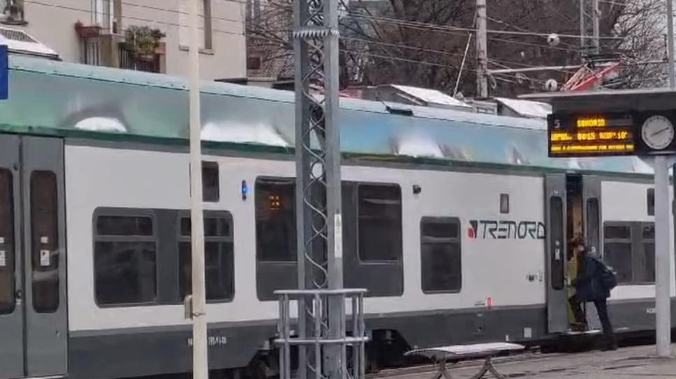 Ancora caos sui treni tra Lecco e Milano: arrestato un uomo dopo momenti di tensione