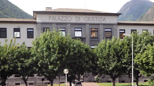 Caso Molinari, ancora rinvio: l’udienza salta per vizi di notifica