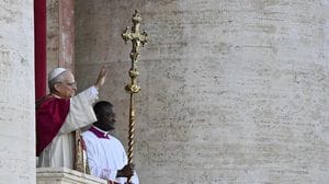 Leone XIV, un anno da Papa: tra sfide e gesti profetici