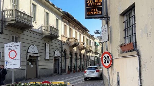 Merate: via Manzoni riaprirà il sabato mattina per sei mesi