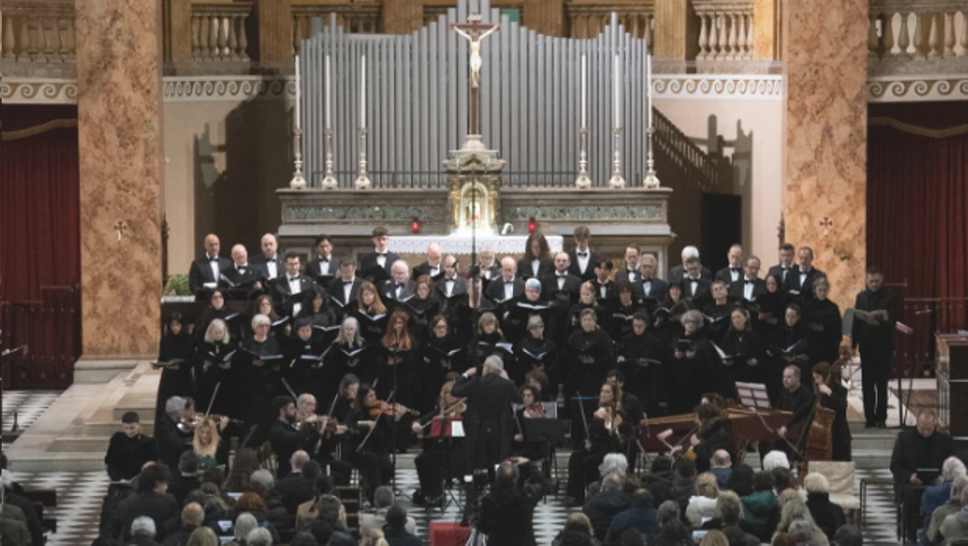 Lo “Stabat Mater” di Haydn emoziona San Nicolò: applausi per Accademia Corale e Soli d’Archi Ensemble