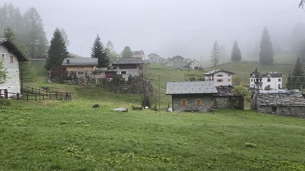 Morto dopo la lite a Gualdera, Campodolcino si stringe attorno alla famiglia Acquistapace