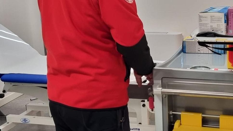 «Visita urgente». Ma lo convocano nel 2027