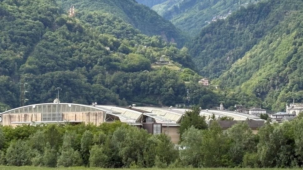 Morbegno, chiude il polo fieristico: è inagibile