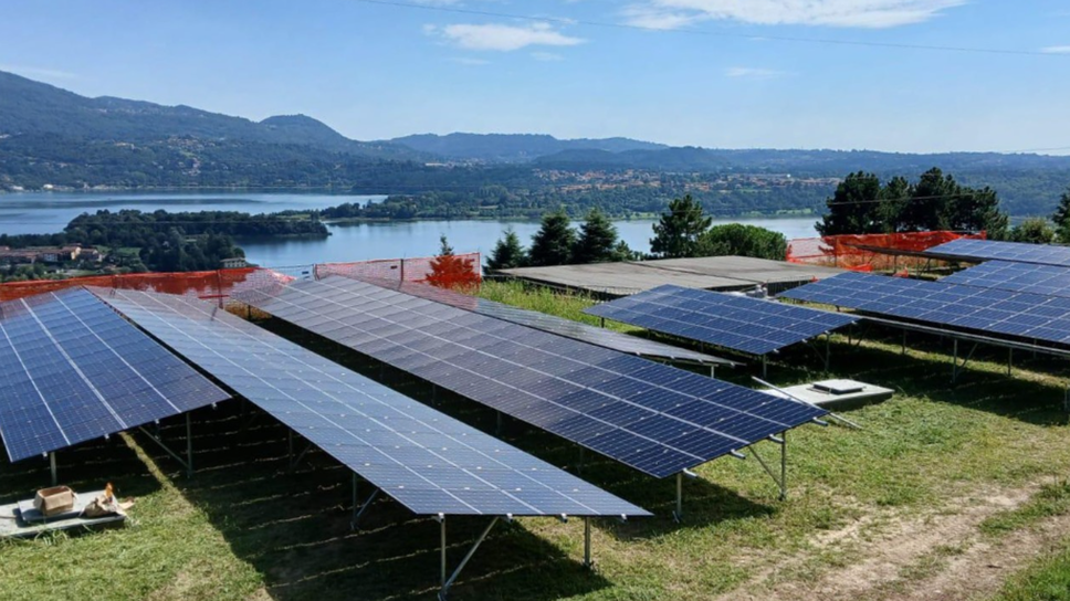 Lario Reti Holding accelera sulla sostenibilità: a pieno regime i nuovi impianti fotovoltaici di Valmadrera e Civate