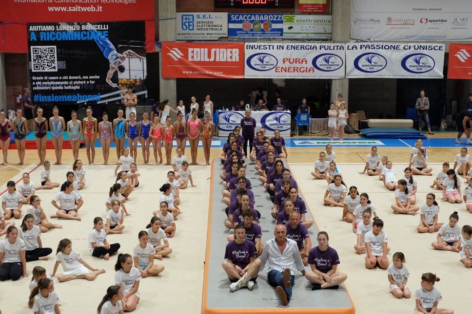 Bonni festeggiato insieme alla Gal: «Grazie per il vostro amore»