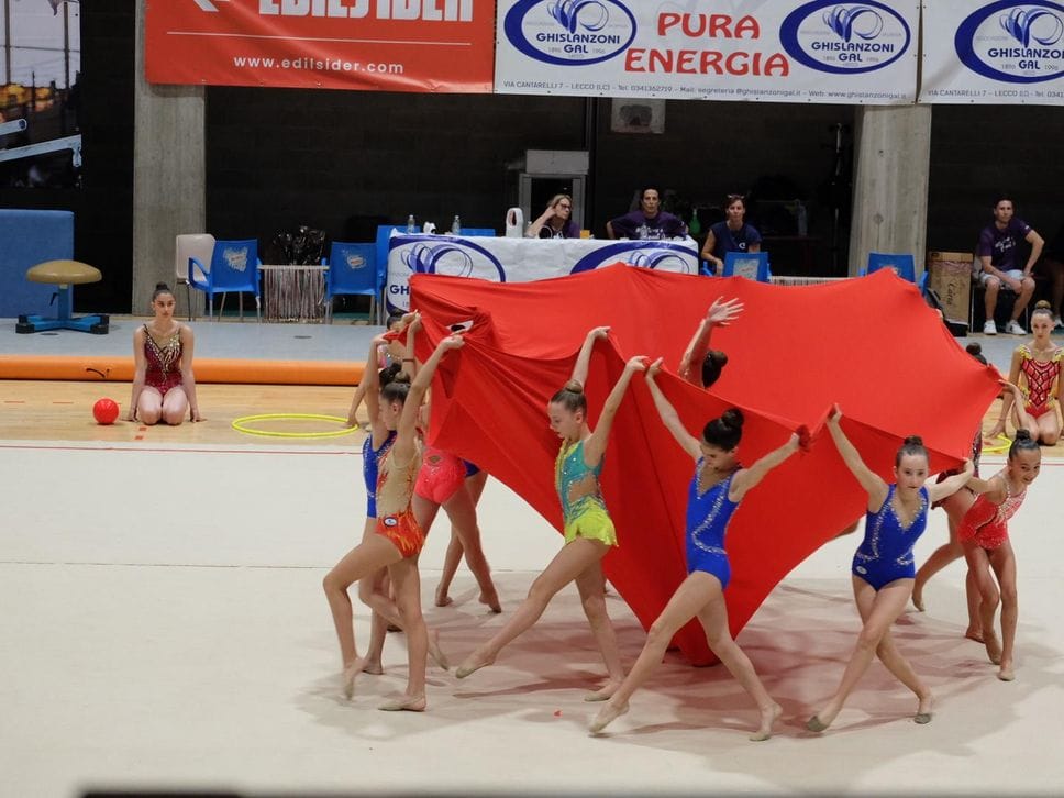 Bonni festeggiato insieme alla Gal: «Grazie per il vostro amore»