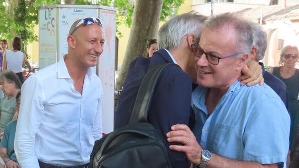 Delrio fa il miracolo: in piazza con Gattinoni anche Brivio e i “dissidenti”