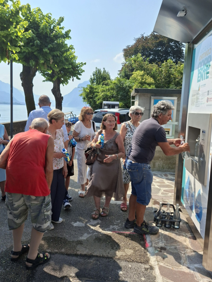 Nuova casetta dell'acqua a Oliveto Lario